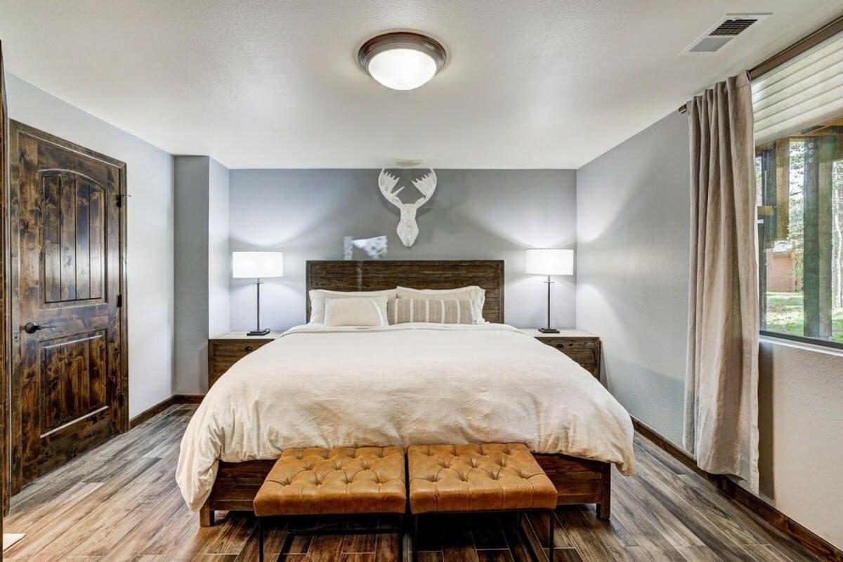 Luxury Modern Townhome Steps To Ski Lifts And Downtown With Nature At Your Patio Breckenridge Bagian luar foto