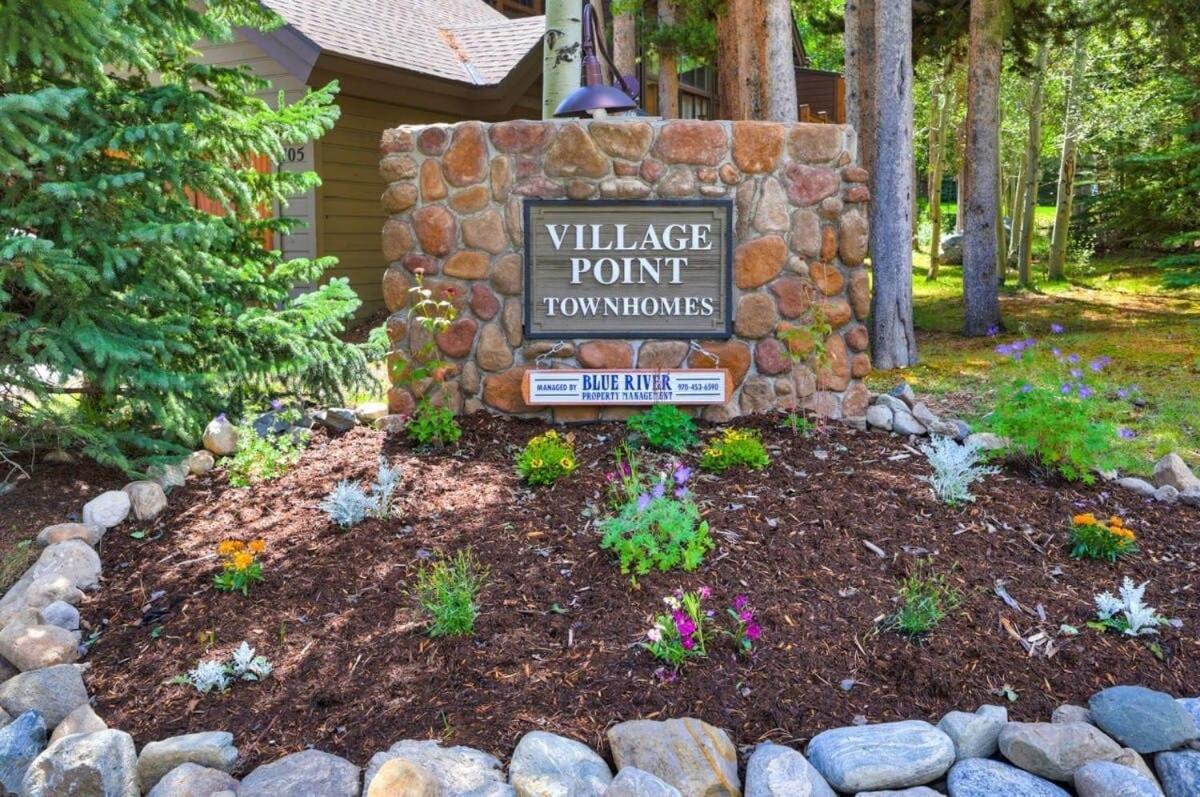 Luxury Modern Townhome Steps To Ski Lifts And Downtown With Nature At Your Patio Breckenridge Bagian luar foto